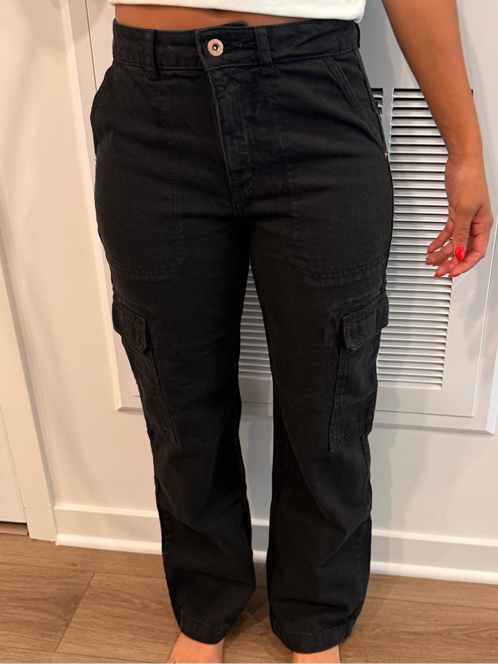 Zara Black Straight-Leg Cargo Jeans